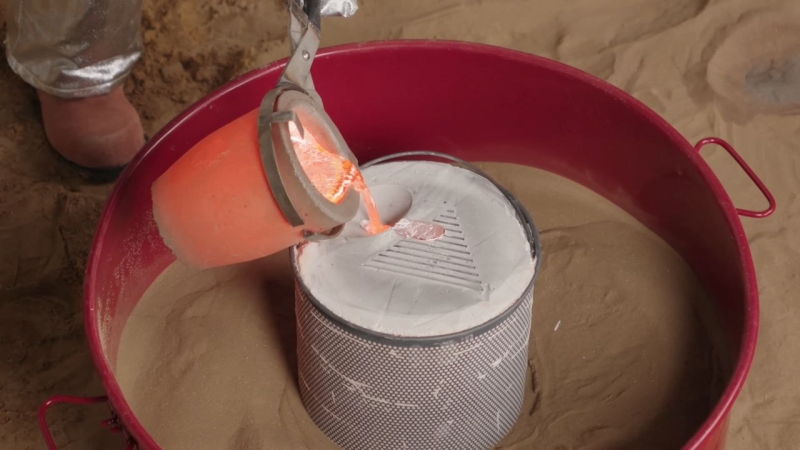 Китаянка собрала универсальную игровую консоль 3-в-1 &mdash; PS5, Xbox Series X и Switch 2 в компактном корпусе