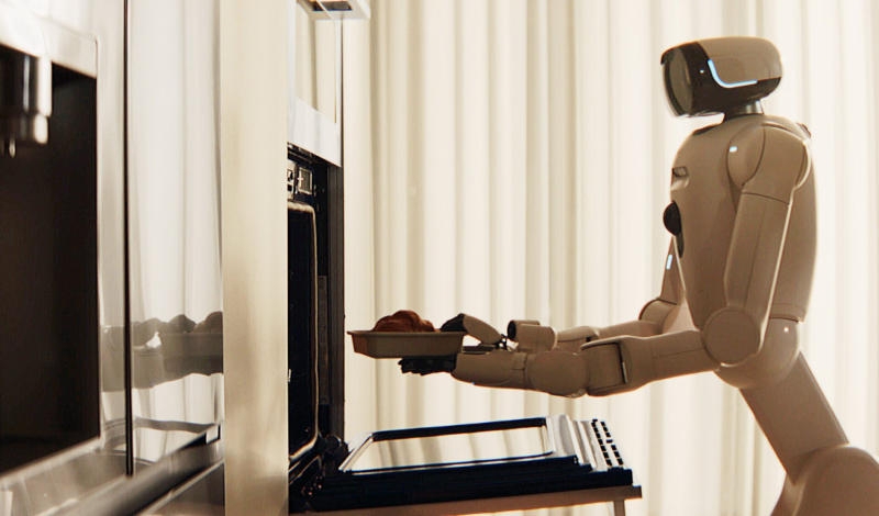 LG показала робота-дворецкого CLOiD — он готовит, убирает и руководит умным домом