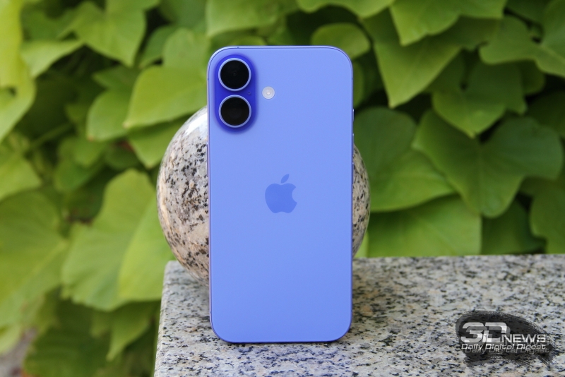 Продажи смартфонов в России рухнули на четверть &mdash; россияне всё чаще выбирают вторичный рынок