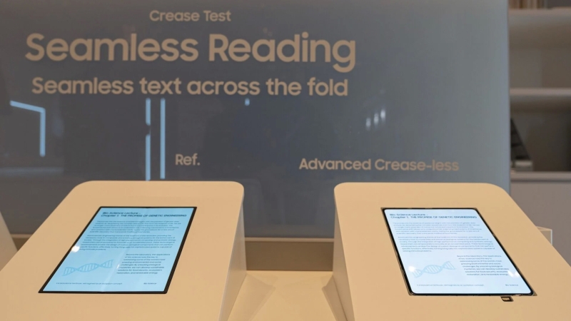 Samsung показала складную OLED-панель без видимой складки &mdash; её могут применить в iPhone Fold