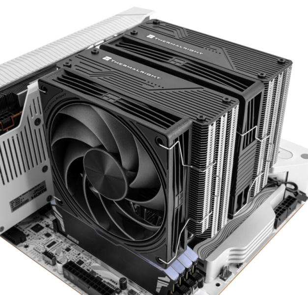 Thermalright представила большой двухбашенный кулер Frost Tower 140 с разнокалиберными вентиляторами