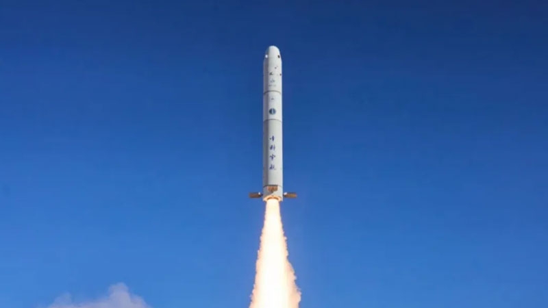 В Китае испытали ракету для суборбитального туризма &mdash; она слетала за линию Кармана и вернулась на Землю