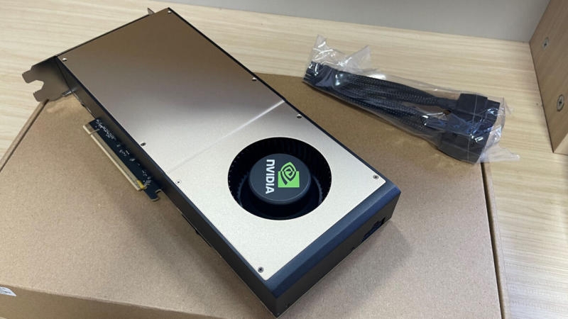 В Китае освоили переделку видеокарт GeForce RTX для их работы в ИИ-фермах