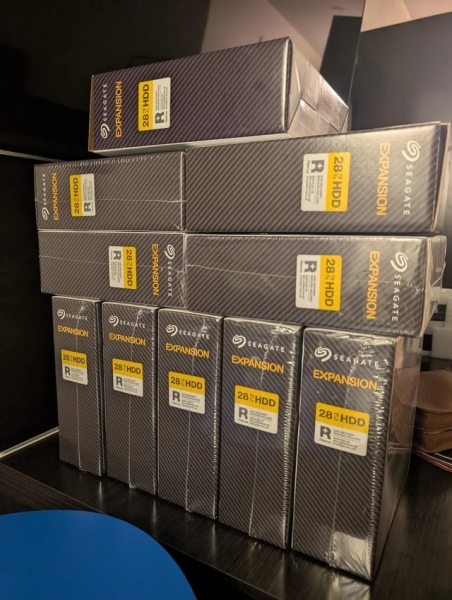 Европейцы начали ездить за HDD в США &mdash; так получается намного дешевле