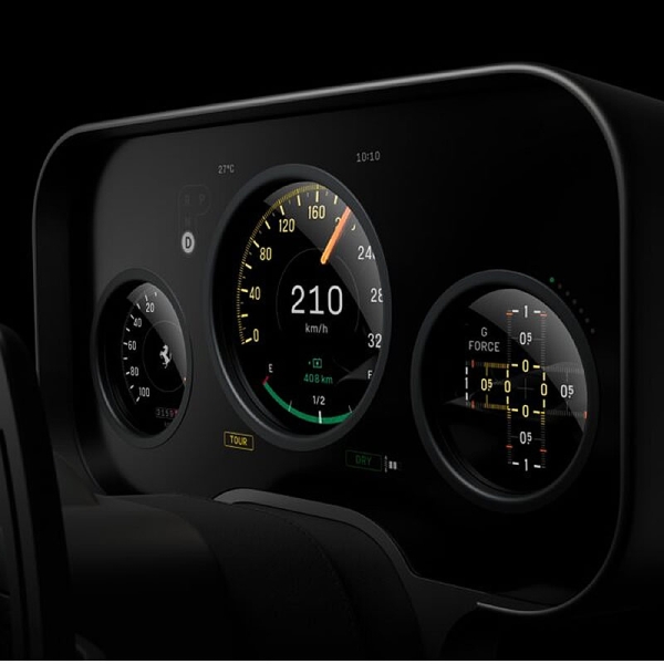 Ferrari показала интерьер электромобиля Luce, разработанного совместно со студией LoveFrom Джони Айва