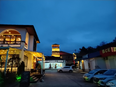 Обзор HONOR X8d: тонкий, но очень автономный смартфон с мощным ИИ