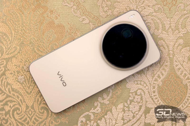 Обзор смартфона vivo X300 Pro: маленькие изменения, которые ведут к большому результату