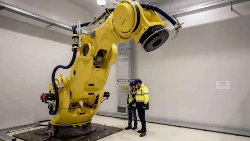 Огромный промышленный робот по прозвищу &laquo;Годзилла&raquo; ускорит сборку термоядерного реактора ИТЭР