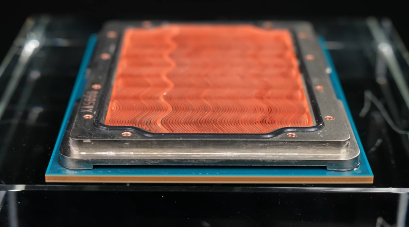 Threadripper Pro 9995WX разогнали до 5,3 ГГц без азота &mdash; крышку превратили в водоблок, добавили чиллер и 140 литров воды