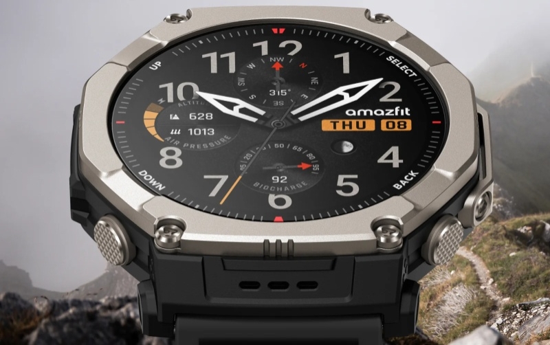 Титановый корпус, яркий экран и месяц автономности: Amazfit представила смарт-часы T-Rex Ultra 2&nbsp;для активных пользователей