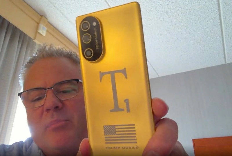 Журналисты раскрыли мексиканские корни эфемерного смартфона Trump Mobile&nbsp;T1 Phone