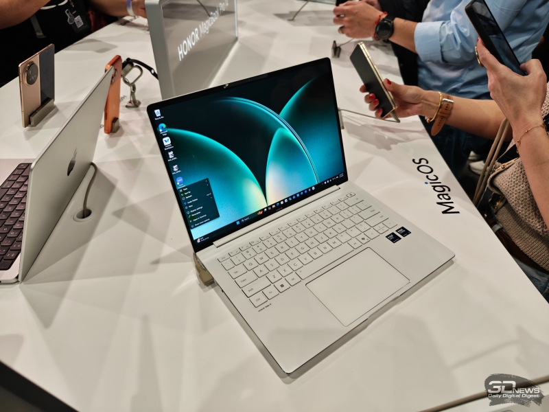 Honor представила тонкий 14,6-дюймовый ноутбук MagicBook Pro 14 2026 на базе Intel Panther Lake-H