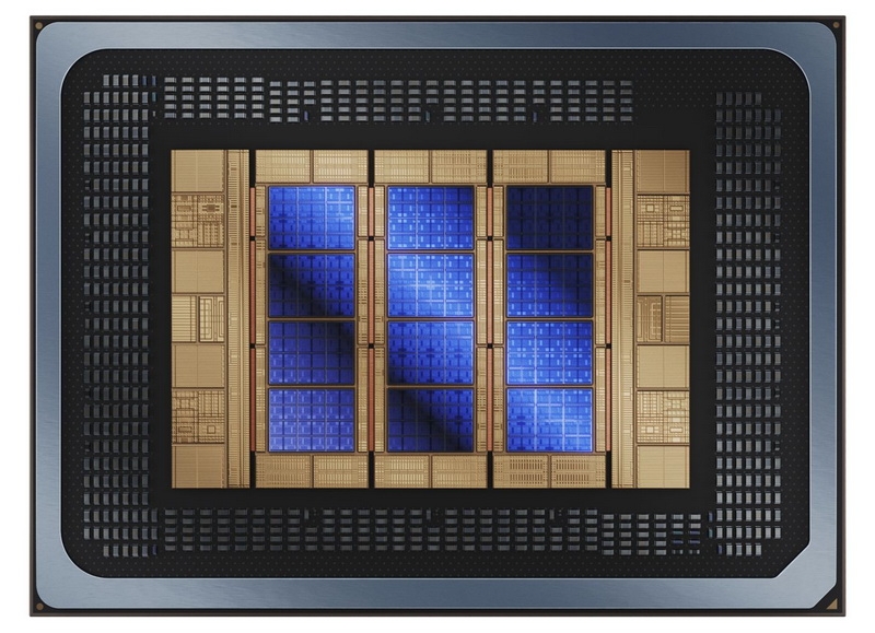 Intel показала 18-ангстремные Xeon 6+ с 288 ядрами и пообещала их выпустить до июля