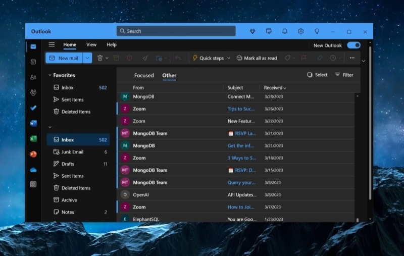 Microsoft отложила принудительный переход на новый Outlook &mdash; он ещё не готов полностью