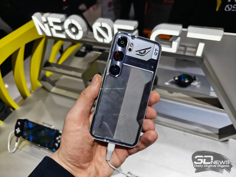 Nubia представила доступные игровые смартфоны Neo 5, Neo 5 GT и Neo 5 Max с активным охлаждением и RGB-подсветкой