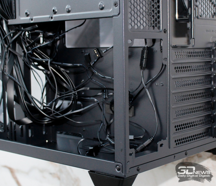 Обзор и тестирование корпуса Ocypus Iota C70 Curve ARGB: дом стоит, свет горит&hellip;