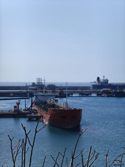 Обзор смартфона realme 16 Pro+: самый красивый камерофон