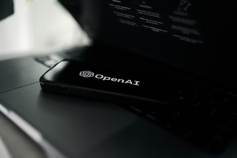 OpenAI выпустила GPT-5.4 &mdash; флагманскую LLM с улучшенными навыками работы с компьютером в режиме агента