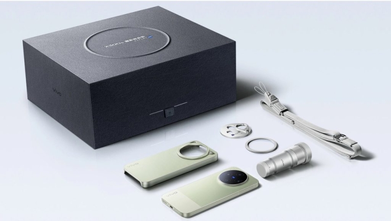 Представлен флагманский смартфон Vivo X300 Ultra с двумя 200-Мп камерами и съёмной оптикой по цене от $1000