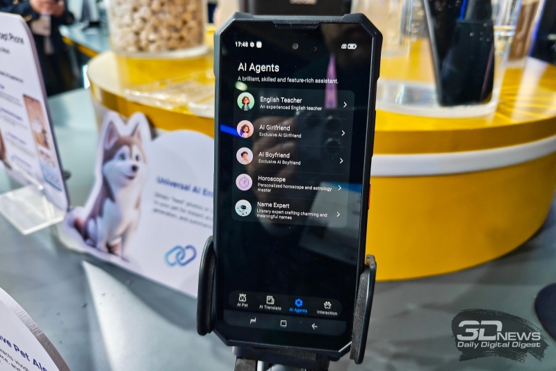 Репортаж со стенда Doogee на MWC 2026: концепт с ИИ-питомцем, неубиваемый смартфон с тепловизором и носимые гаджеты