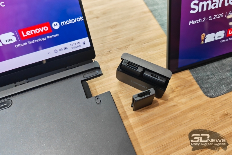 Робофон, модульный ноутбук, смартфон с прикуривателем и не только: чем удивила MWC 2026