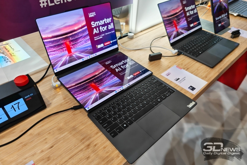 Робофон, модульный ноутбук, смартфон с прикуривателем и не только: чем удивила MWC 2026