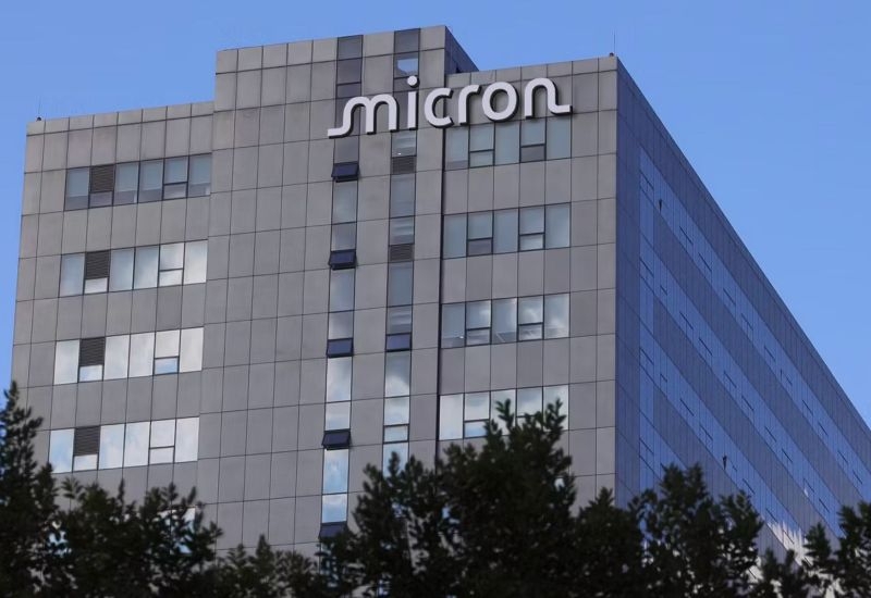 С середины месяца акции Micron упали в цене на 30 %