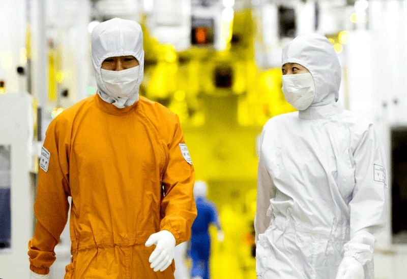 40 000 сотрудников Samsung вышли на протест, требуя премии до $400 000 в год