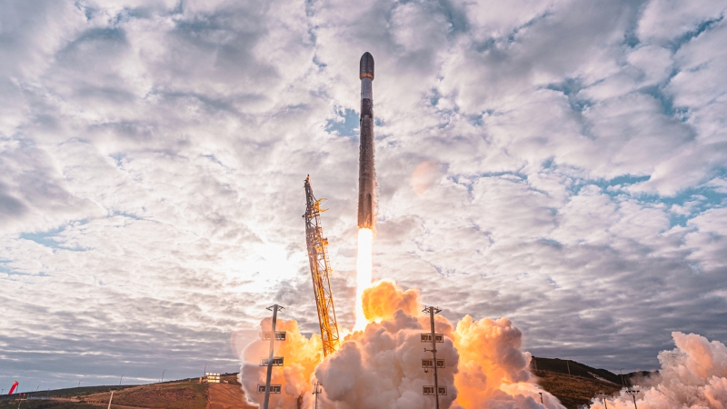 50 пусков за 4 месяца: ракета Falcon 9 со ступенью-ветераном доставила на орбиту 25 спутников Starlink