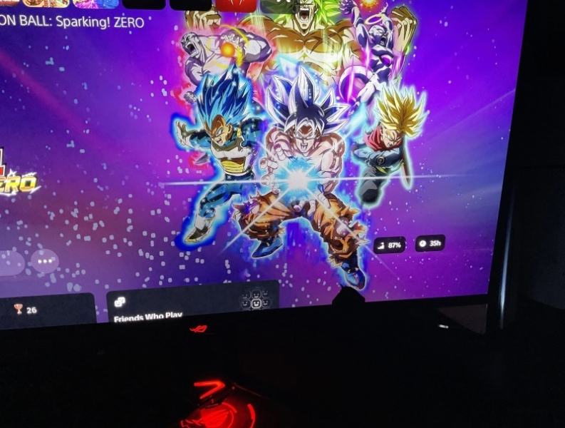 Asus сэкономила на упаковке, из-за чего OLED-мониторы за $1299 приходят покупателям треснувшими