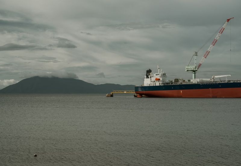 Ближневосточная война грозит дефицитом ещё одного важного вещества для производства чипов