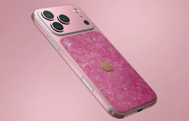Caviar представила четвёрку розовых iPhone 17 Pro и Pro Max, украшенных золотом и бриллиантами