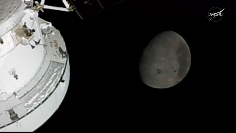 Человек снова облетел Луну и сделал это с размахом &mdash; побив рекорд &laquo;Аполлонов&raquo;