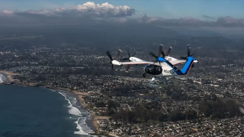 Электрическое аэротакси впервые слетало из Манхэттена в аэропорт Нью-Йорка