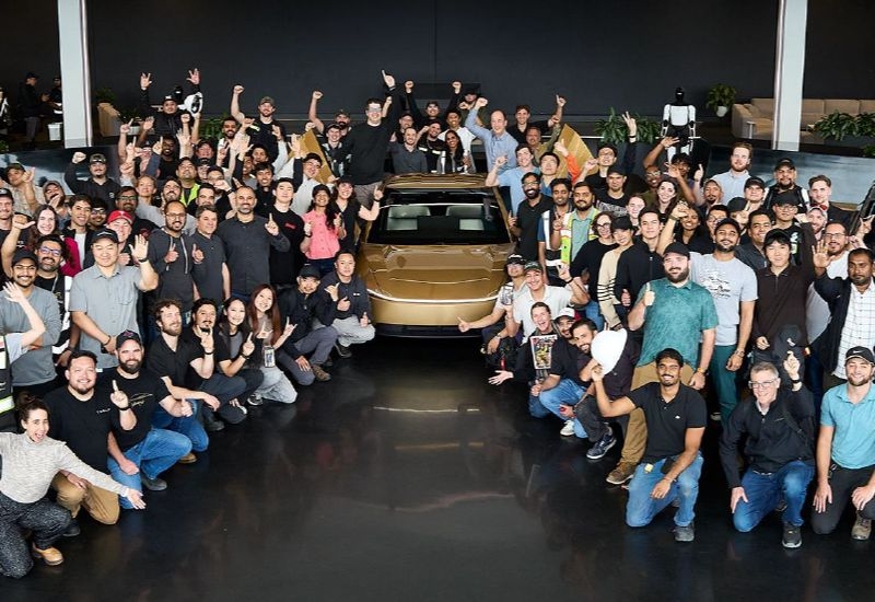 Илон Маск в очередной раз сообщил о запуске производства беспилотного такси Tesla Cybercab