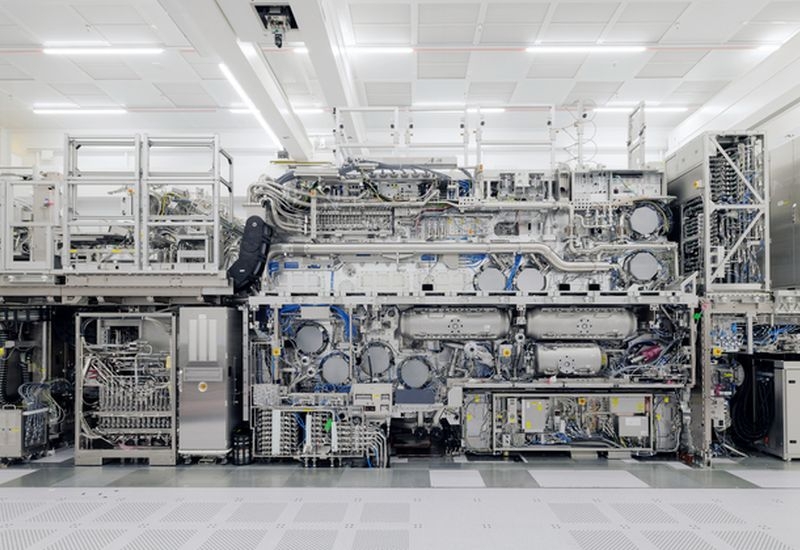 Китайские производители чипов научились закупать американское оборудование в Азии