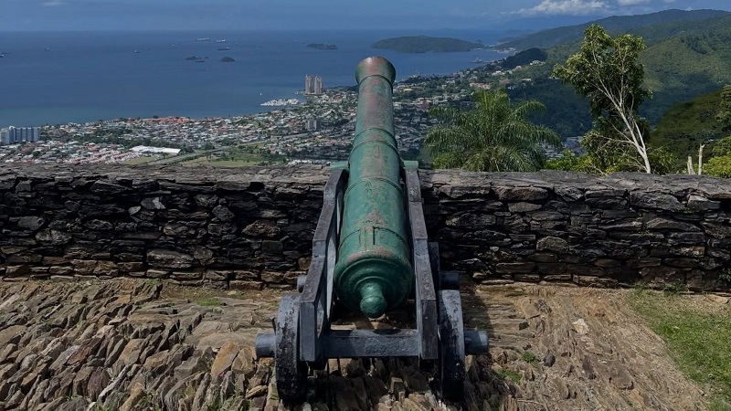 Креативный директор Naughty Dog заинтриговал фанатов фотографией из командировки — на снимке углядели тизер Uncharted 5