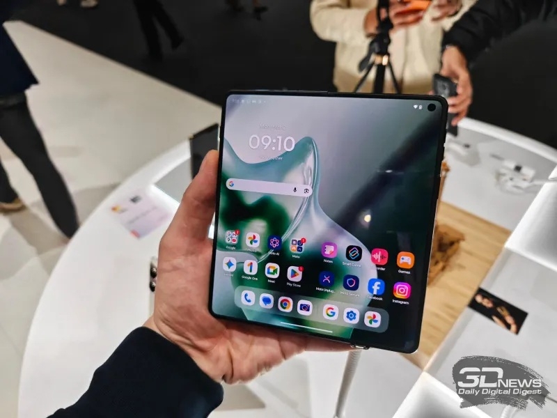 Motorola оценила складной смартфон Razr Fold в $1899&nbsp;&mdash; продажи стартуют 15 мая