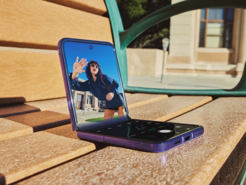 Motorola представила смартфоны-раскладушки Razr 70 и Razr 70 Ultra &mdash; изменений мало, но цены выше