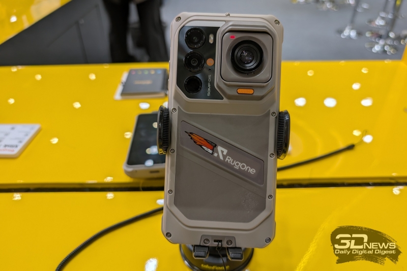 На выставке «Связь-2026» представлен защищённый смартфон RugOne Xsnap 7 Pro со съёмной камерой