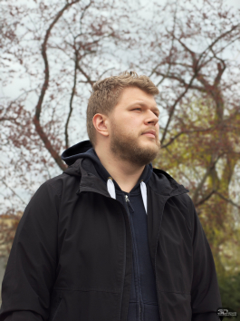 Обзор Nothing Phone (4a) Pro: не такой, как все, &mdash; и не для каждого