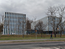 Обзор Nothing Phone (4a) Pro: не такой, как все, &mdash; и не для каждого