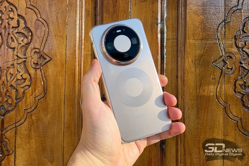 Смартфон Huawei Mate 80 Pro и умные часы Watch GT Runner 2 стали доступны для предзаказа в России