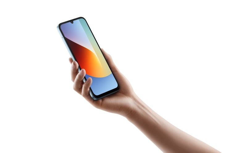 Смартфон Redmi A7 Pro с большим экраном поступил в продажу в России по цене от 9490 рублей