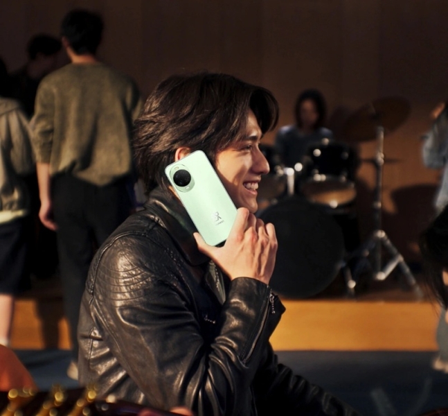 Смартфоны Huawei nova 15 и 15 Pro с усовершенствованными камерами поступили в продажу в России