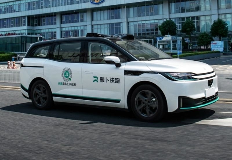 В Китае множество роботакси внезапно замерло в потоке из-за массового сбоя