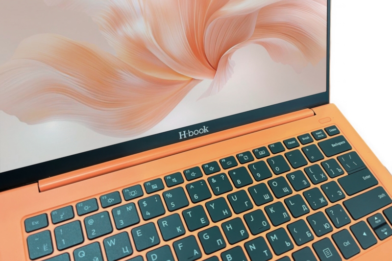 В России стартовали продажи белорусского ноутбука Horizont&nbsp;H-Book IPK4 за 79 999 рублей