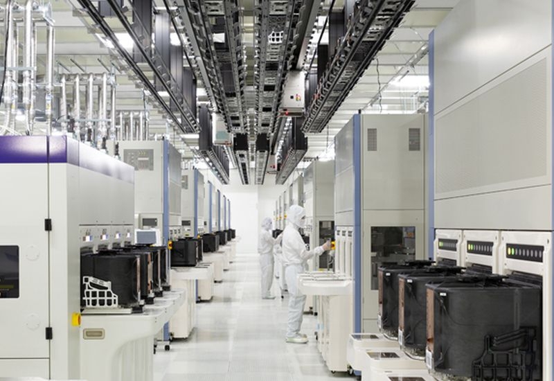 Землетрясение в Японии магнитудой 7,7 балла больше всего навредило производству химикатов для выпуска чипов