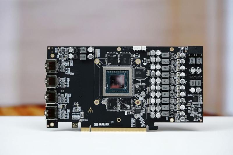 Founders Edition, но не от Nvidia: китайская Lisuan Tech показала игровую видеокарту LX 7G100 в эталонном исполнении