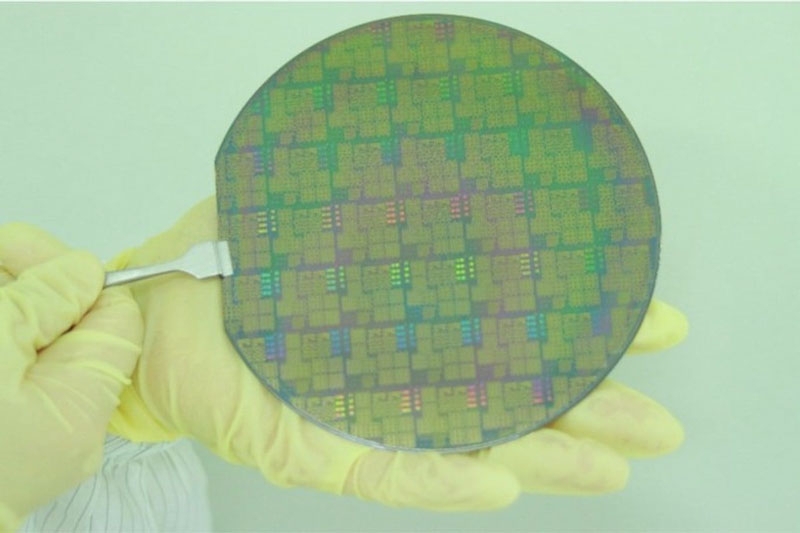 &laquo;Начало мечты&raquo;: Huawei показала чип с 2D-транзисторами &mdash; это шанс догнать TSMC без EUV-литографии